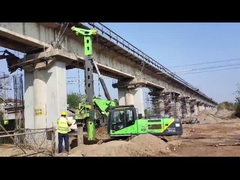 Baixa altura livre 3.8L de 125KN/M que empilha a máquina da pilha de Rig Engine Displacement Hydraulic Press