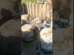 Aplicação de quebra-estacas hidráulico