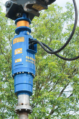 máquina de perfuração hidráulica redonda da terra de 65mm com os 2 eixos de saída opcionais
