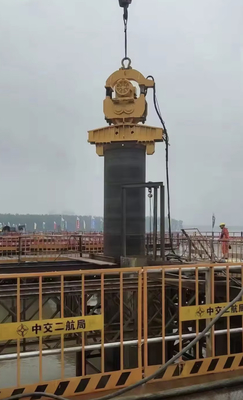 Venda a retalho Hidráulico Inclinado 13 toneladas 45KW Excavadora Garra lateral de folha de pilha Vibro Motor de martelo preço